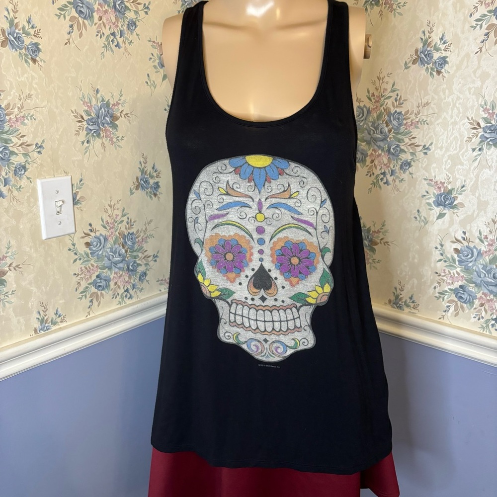 Bear Dance Black Sleeveless Tank Top with Sugar Skull Design, size m